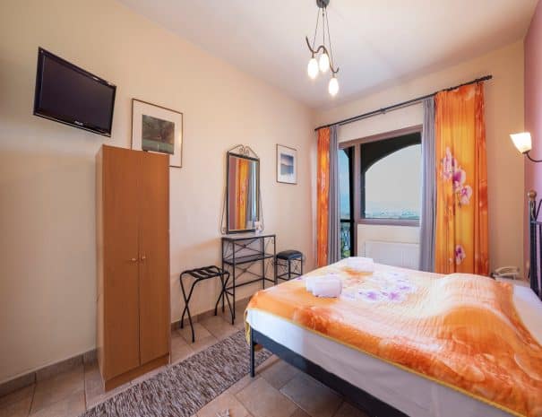 Double room at hotel Erodios lake kerkini
